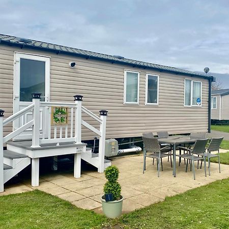 Caravan Church Farm Holiday Village Pagham Extérieur photo