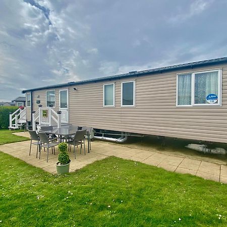 Caravan Church Farm Holiday Village Pagham Extérieur photo